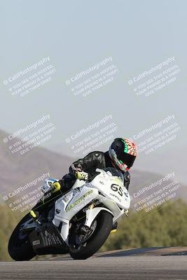 media/Dec-01-2025-Moto Forza (Mon) [[2daa91e15f]]/2-Intermediate Group/Session 2 Turn 9 Entry/